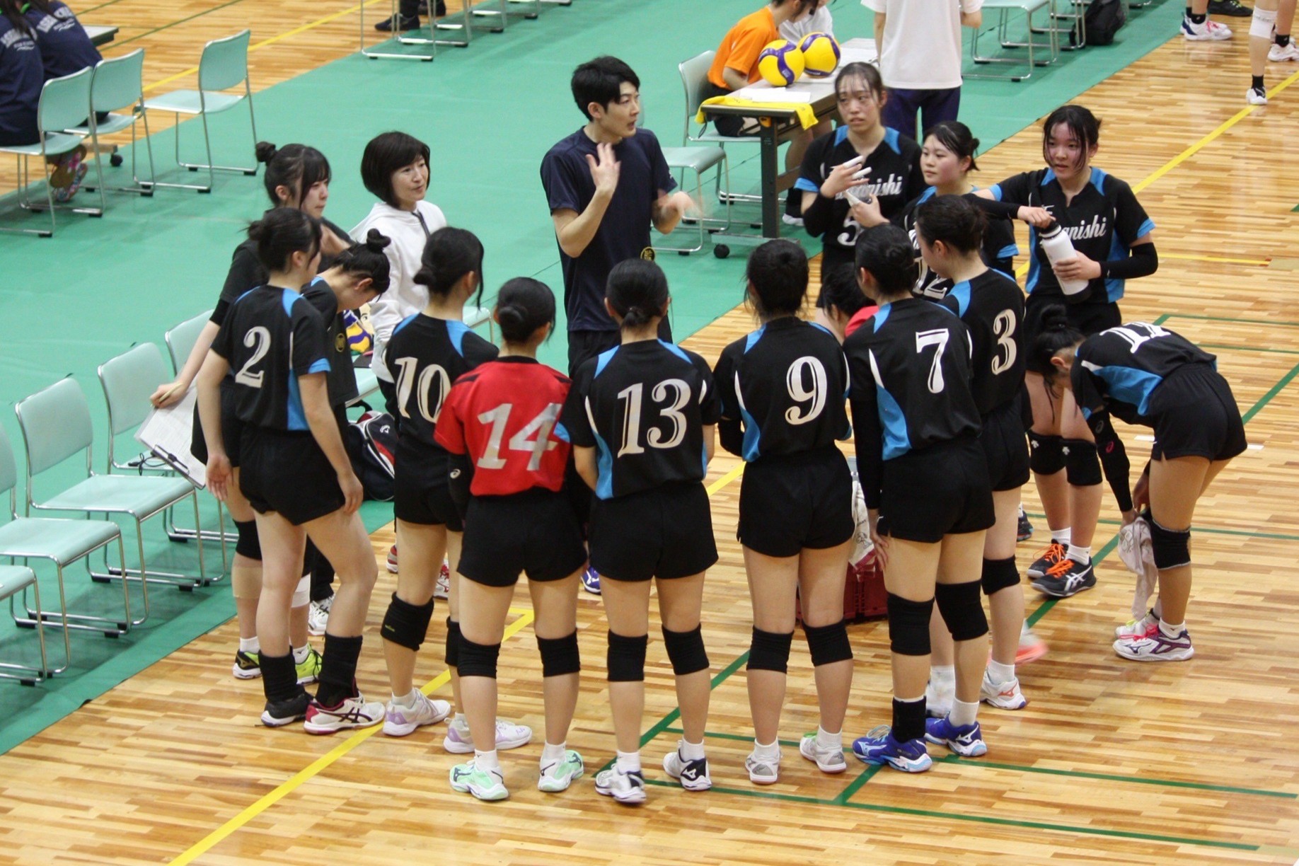 club_photo1